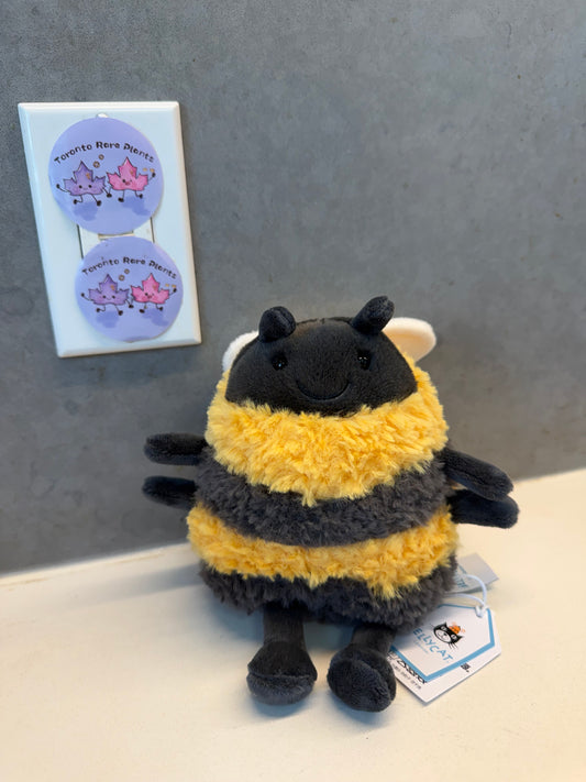Albee Bee
（Only redeem pls do not buy ）